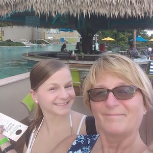 Meet your Posher, Linda